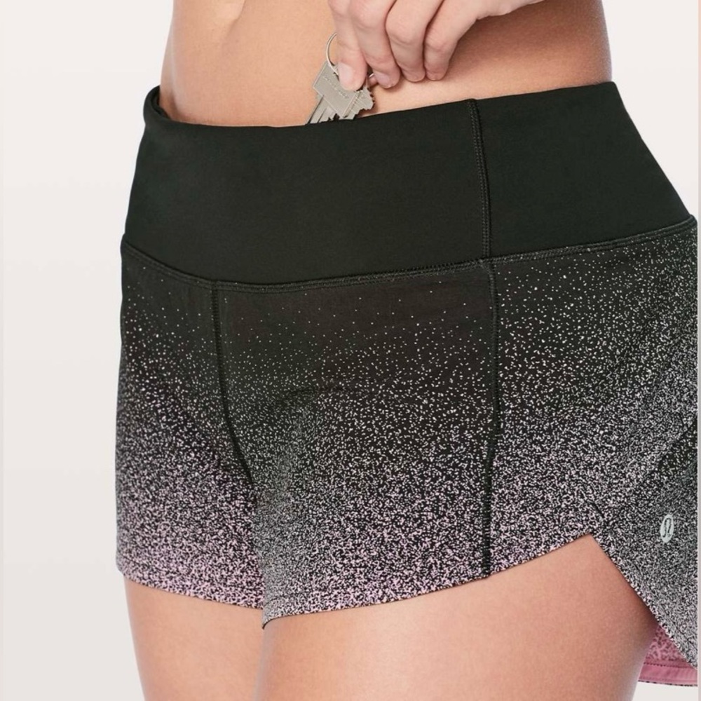 Lululemon Speed Up Short 2.5” Ombre Speckle Stop Print Vintage Pink Black Size 4 - Picture 4 of 8